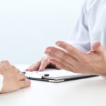 休職したら終わりって本当？休職から復職までの流れや休職中の給与について解説